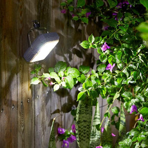 Luz de proyector de jardín recargable con energía solar USB